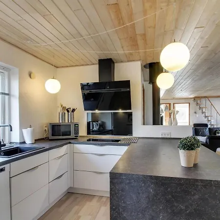 Partenij - 1km From The Sea By Interhome Feriehus